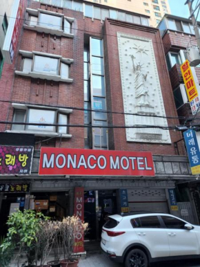 Monaco Motel